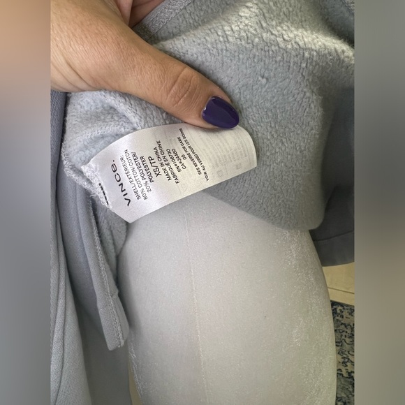 Vince Essential Shrunken Pullover Sweater - Size X-Small. XS EUC Grey - Picture 7 of 7